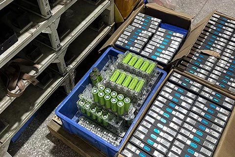 宁陵孔集乡专业回收旧电池,锂电池高价回收厂家|叉车蓄电池回收价格